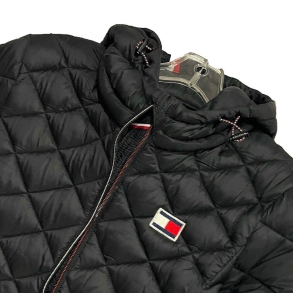 Tommy Hilfiger Jacket Packable Bag Lightweight Size Women's Small 4/6 NEW - Picture 2 of 10